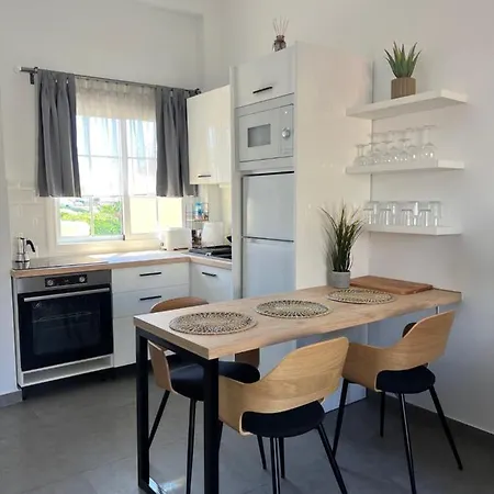 Aloha Apartment